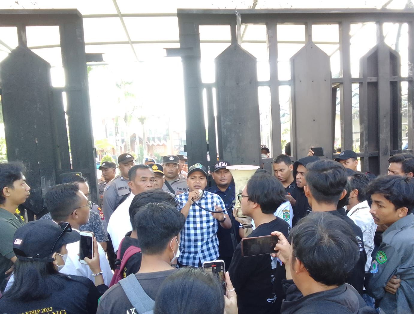 Tanggapan Pansus IP Soal Demonstrasi Mahasiswa di Kantor DPRD Kaltim