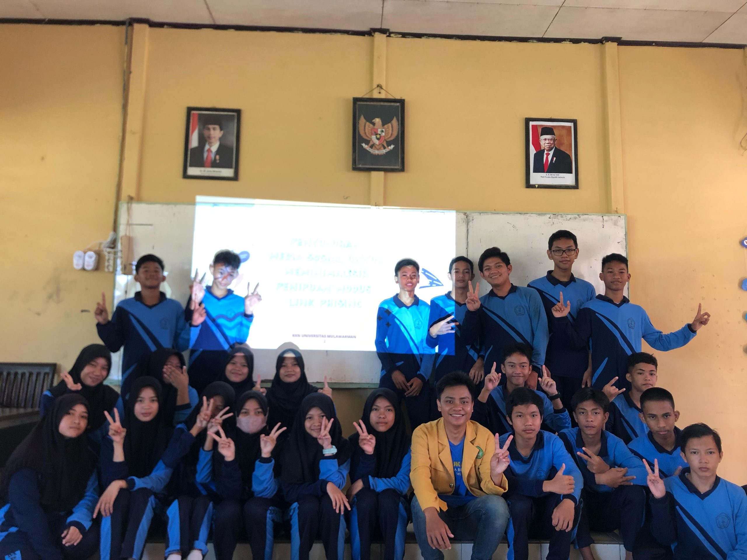 Penyuluhan Media Sosial untuk Meminimalisir Modus Link Phising