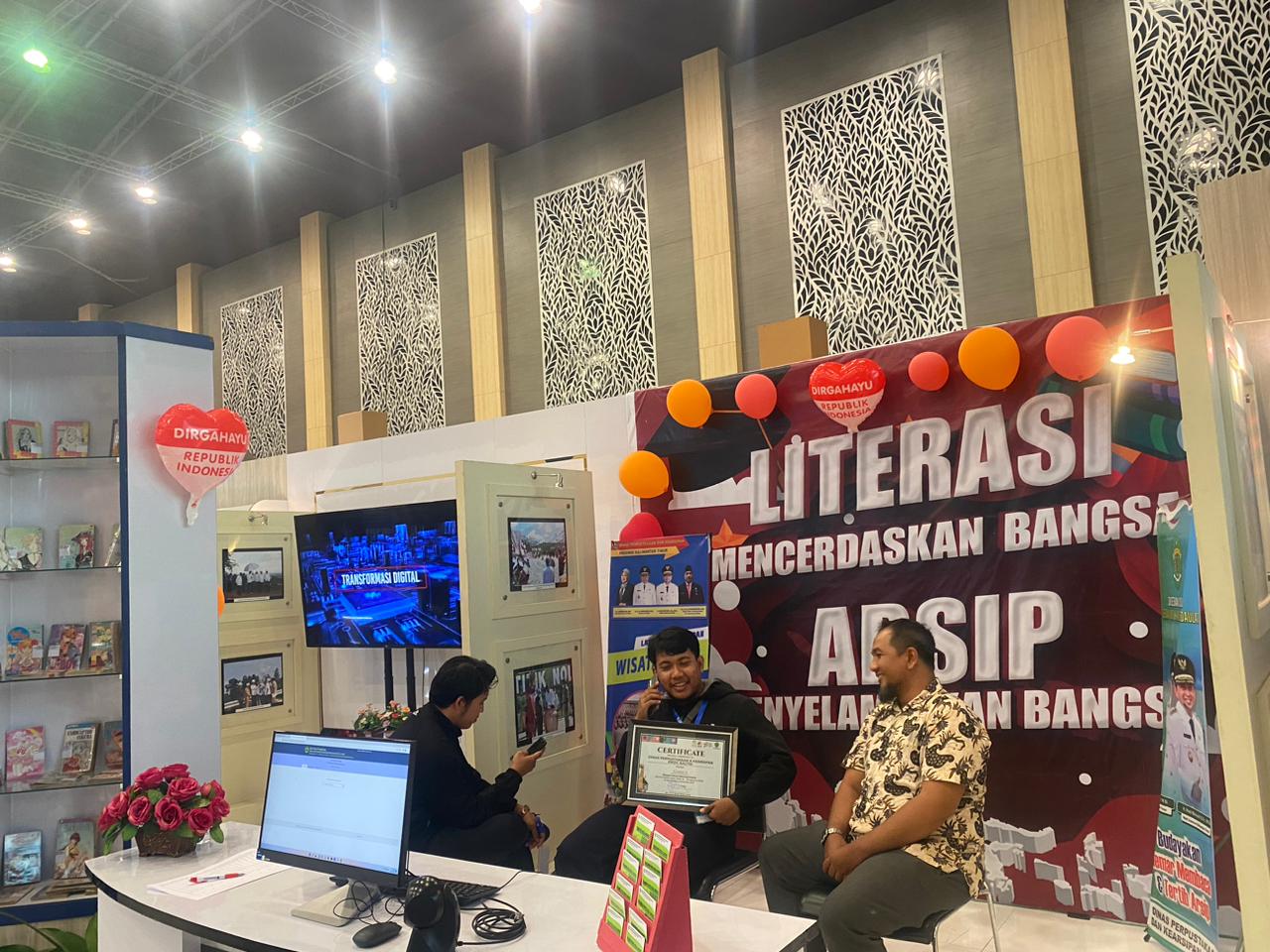 DPK Kaltim Raih Terbaik 3 Kategori Stand Informasi Publik di Kaltim Expo 2023