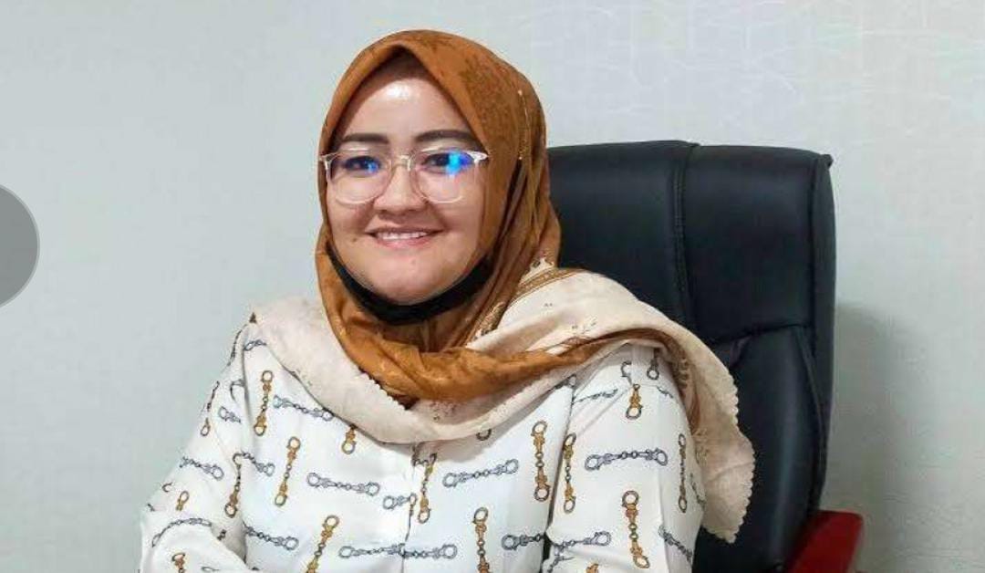 Algaka Berjenis Stiker, Novi Marinda Putri: Belum Ada Yang Mengatur Itu