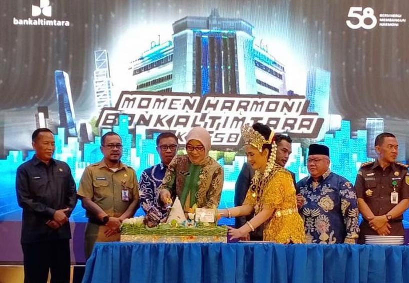 Sugiyono Harap Bankaltimtara Terus Bertransformasi untuk Nasabah