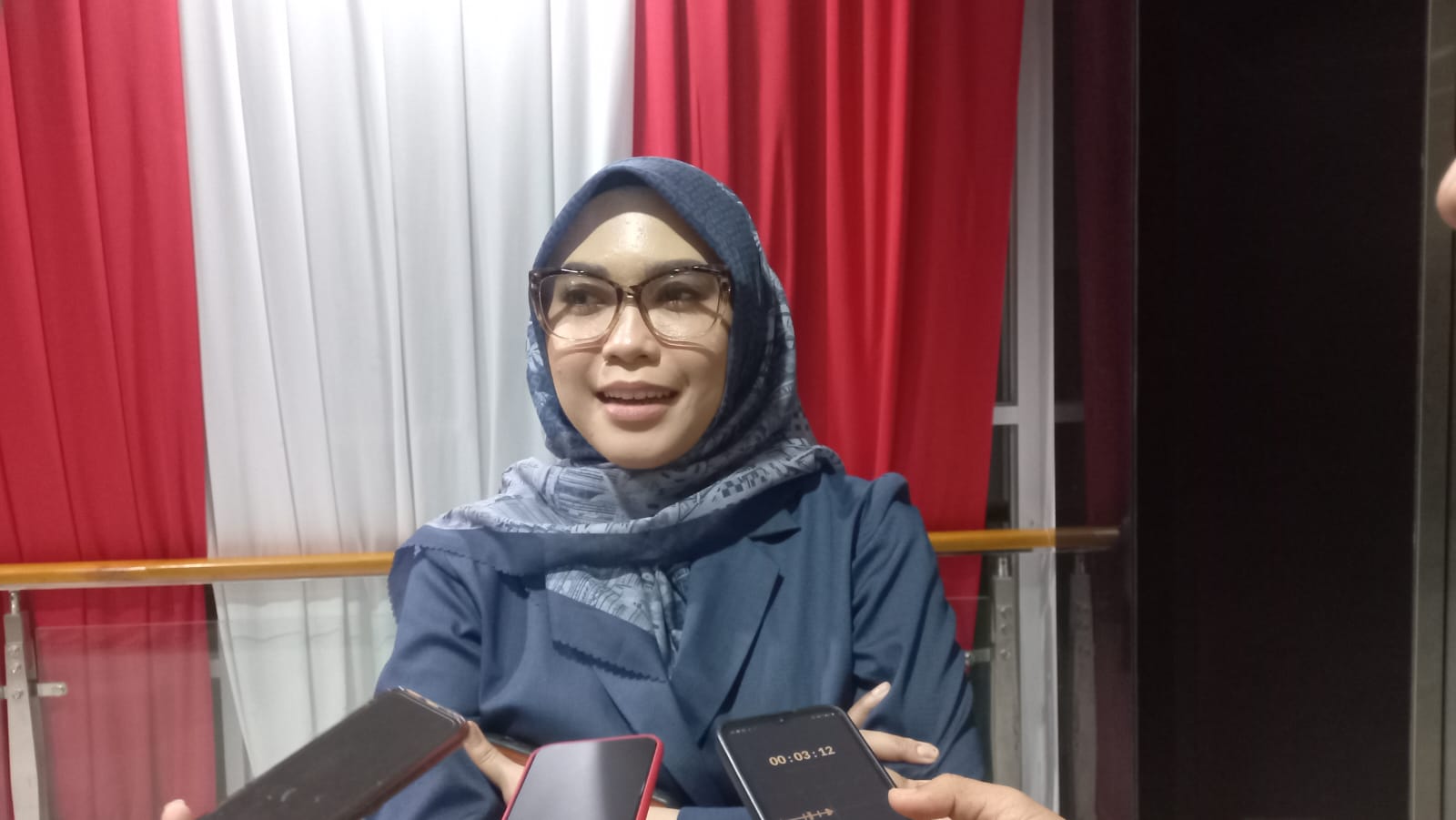 Shania Soroti Krisis Air Bersih di Kelurahan Lempake