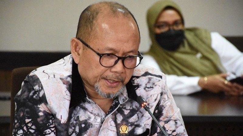 Adam: Perbaiki Infrastruktur Jalan Sebagai Langkah Awal Kembangkan Sektor Pariwisata