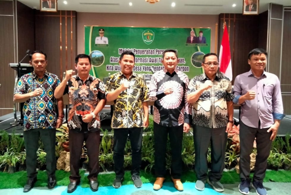 36 Desa/Kampung di Kaltim Pelaksana Program FCPF-CF Menyerahkan BA Padiatapa
