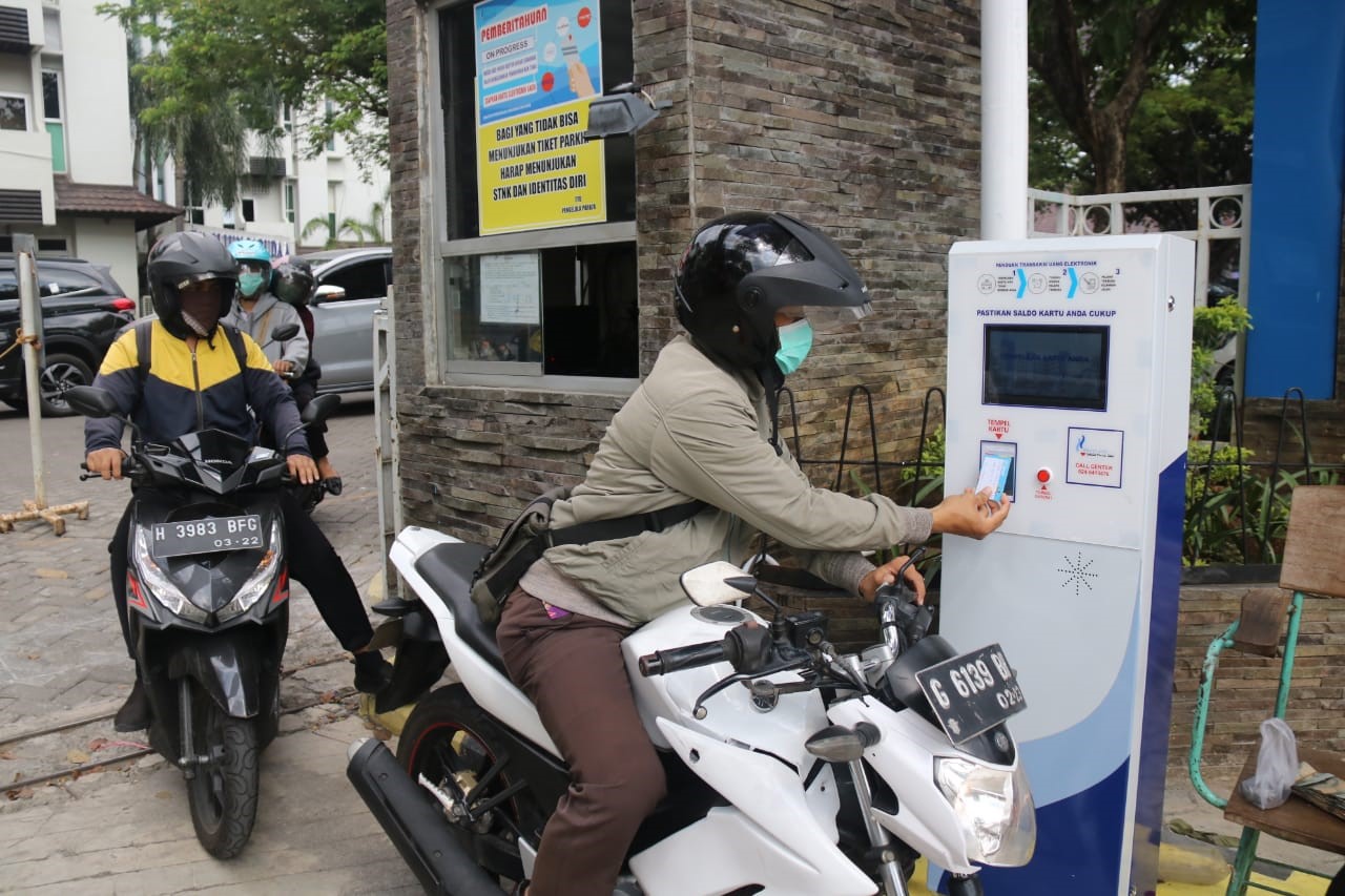 DPRD PPU Sebut Pungutan Retribusi Parkir Harus Diimbangi dengan Peningkatan Fasilitas