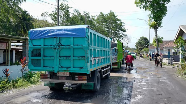 Cegah Kerusakan Jalan, Pembatasan Truk di Gunung Mulia Perlu Dukungan Warga