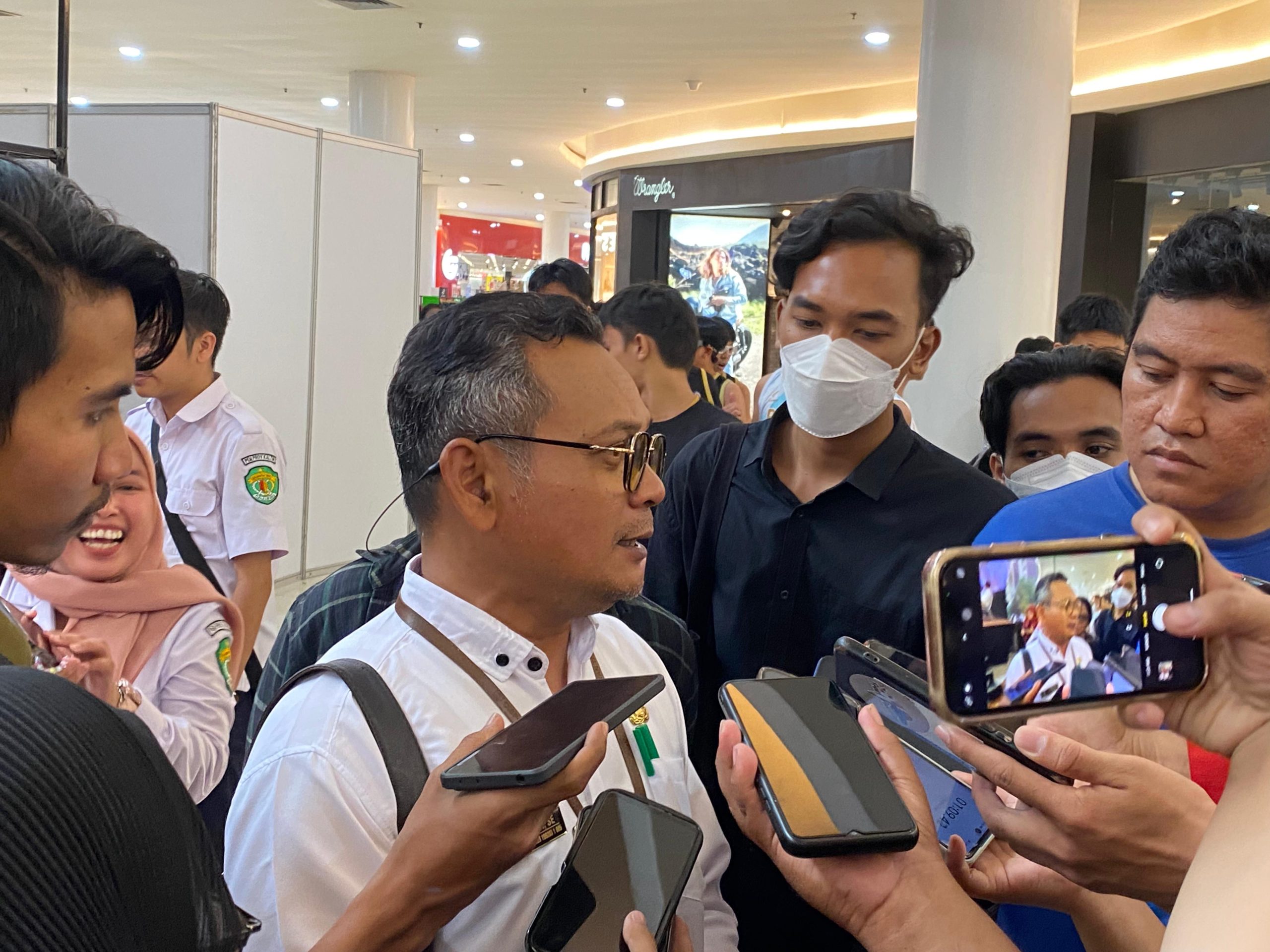 Dispora Kaltim Akan Kaji Ulang Perda Soal Penarikan Retribusi Di Kawasan Stadion Kadrie Oening