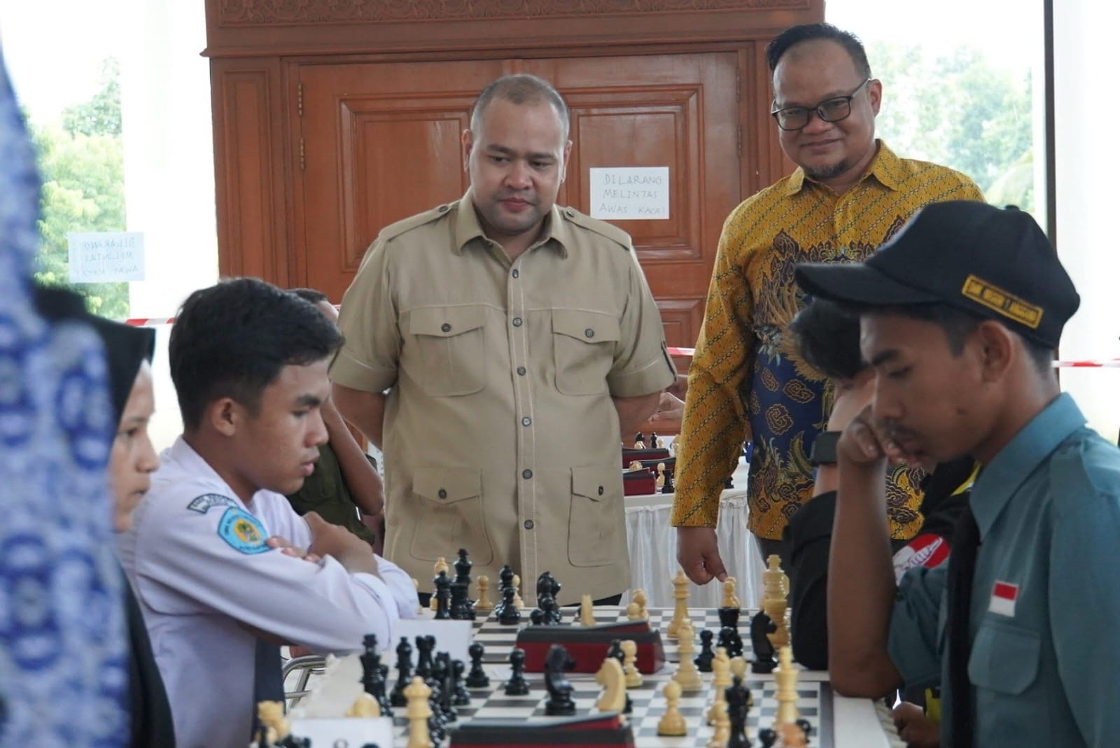 Reza Fachlevi Resmi Buka Turnamen Catur dan Lomba Tari Tingkat SMA/SMK Se-Kukar