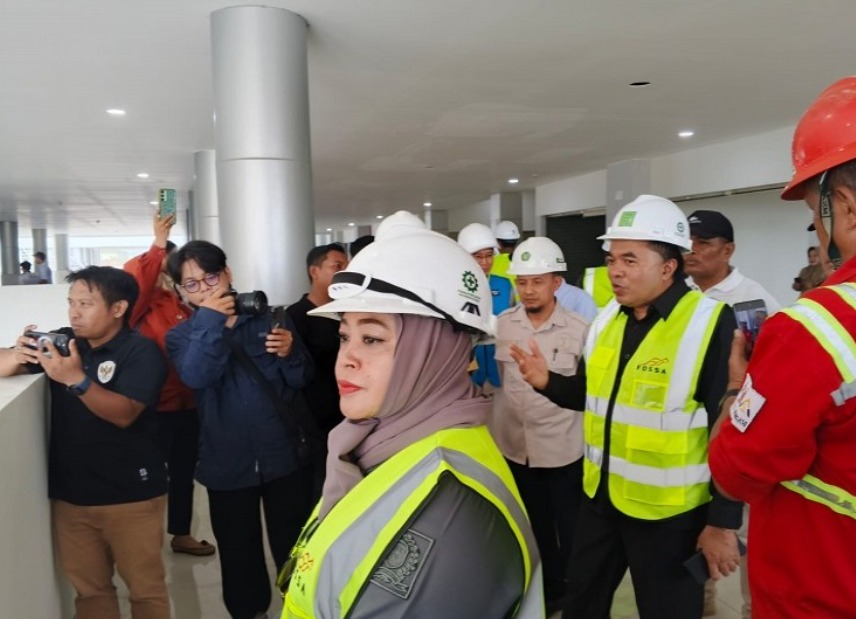 Tinjau Pembangunan Pasar Tangga Arung, Ketua DPRD Kukar Pastikan Konsep Pasar Kering Berjalan
